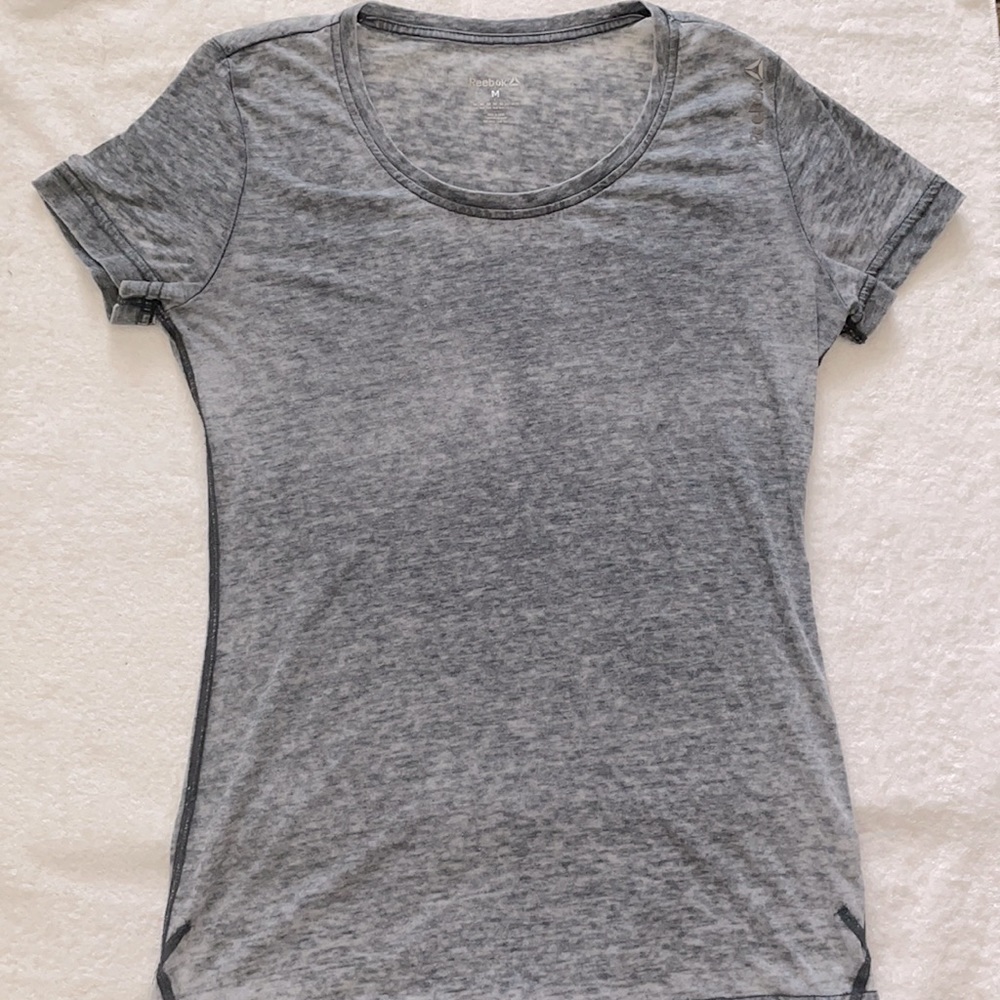 💞2/$20 REEBOK Heathered Grey Workout Tee